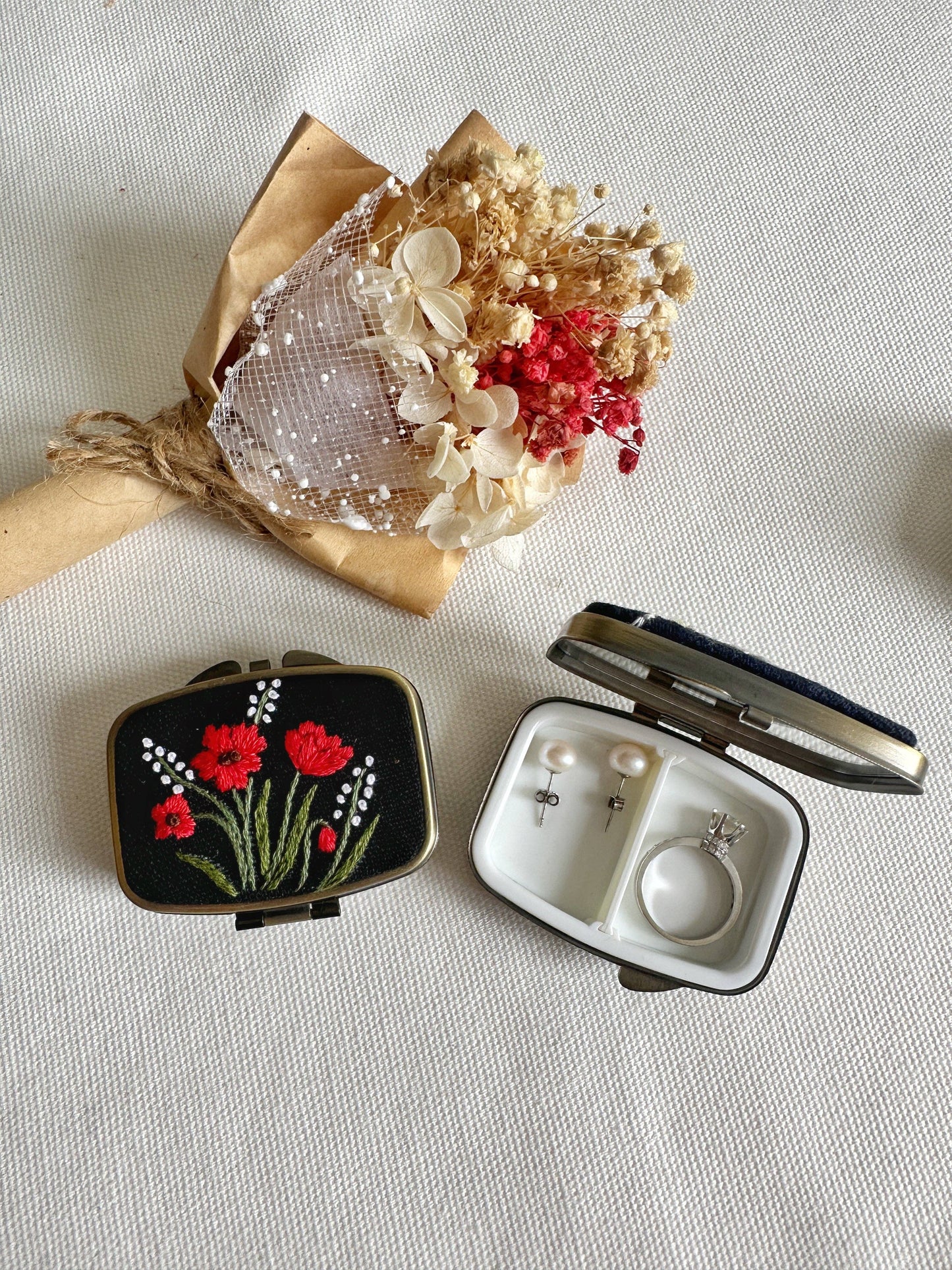 Floral Embroidered Rectangle Mini Jewelry Box With Mirror ✅